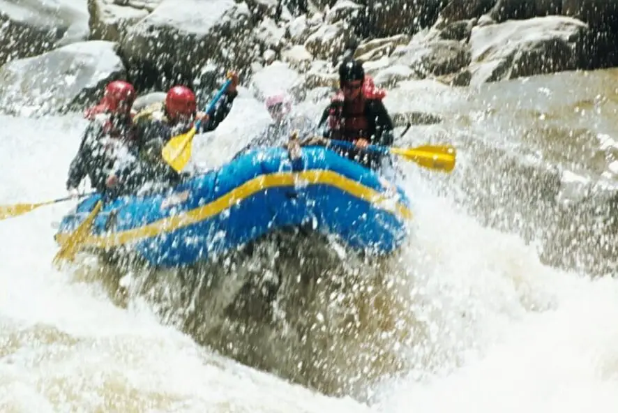 Cusco rafting Apurimac River Class V rapid