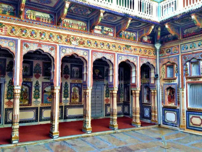 painted haveli in Nawalgarh