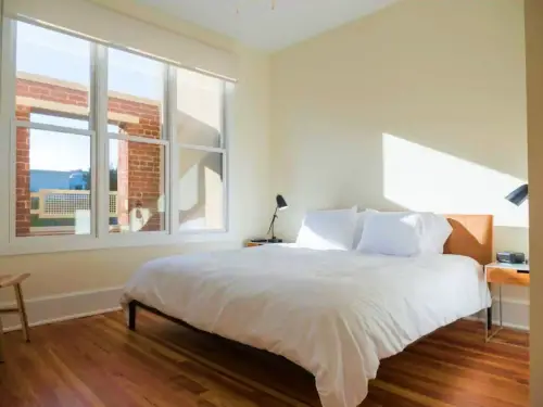 Cute modern apartment in historic building - best airbnbs in ASHEVILLE NC